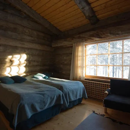 Villa Saariselkae Log Villa