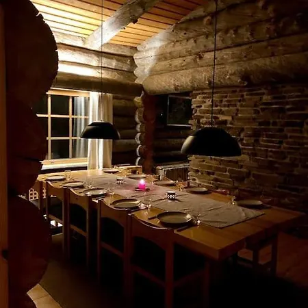 Villa Saariselkae Log Villa Saariselkä