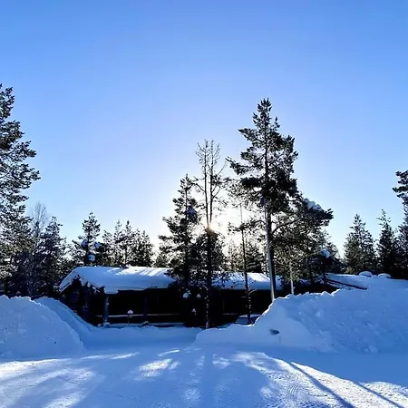 Villa Saariselkae Log Villa
